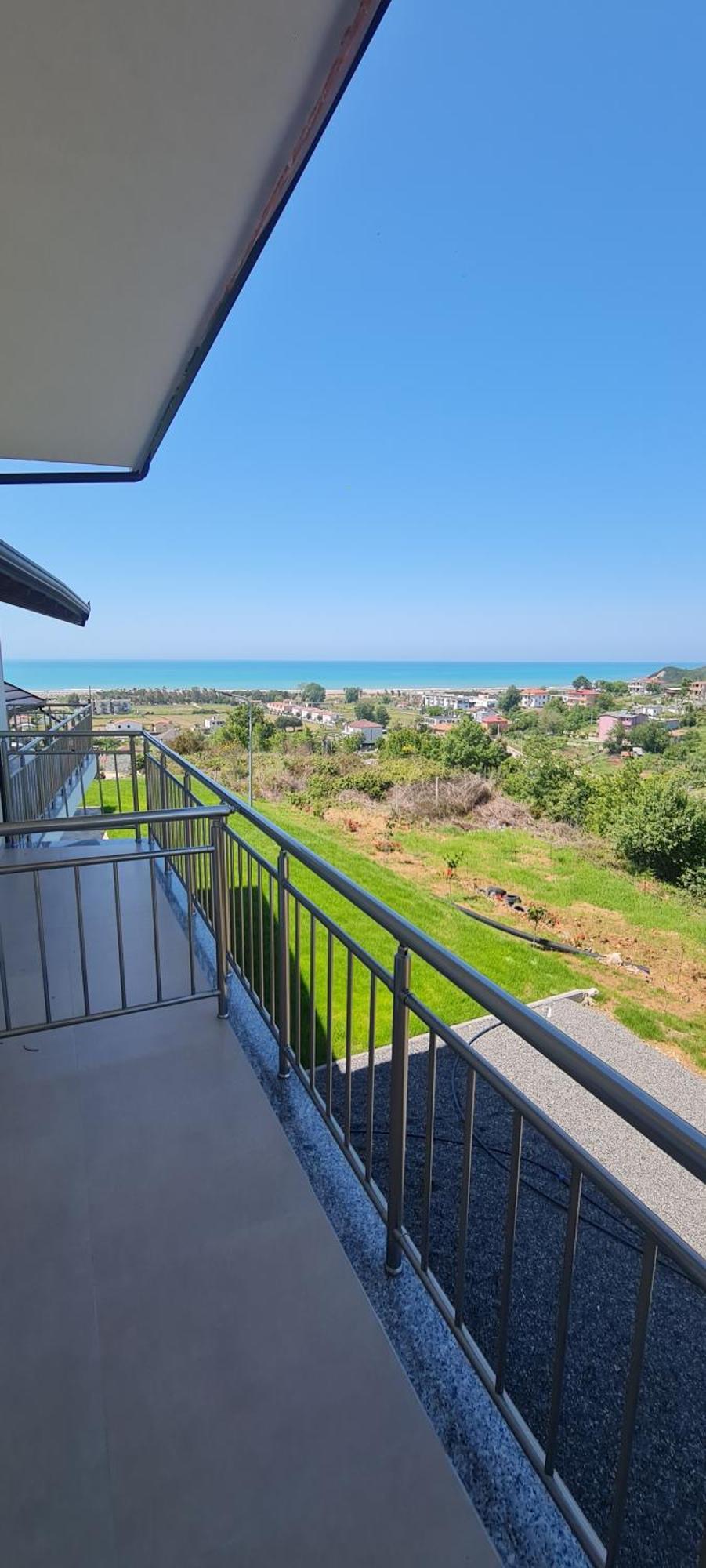 Sol Apartments Gjiri Lalzit ドゥラス エクステリア 写真
