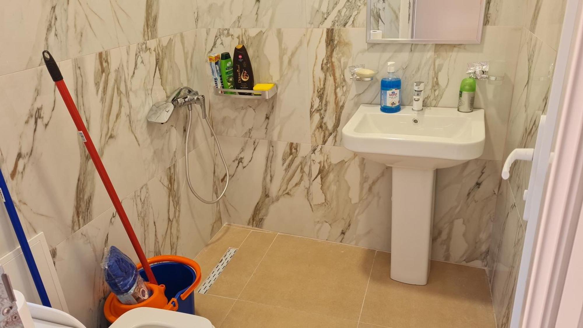 Sol Apartments Gjiri Lalzit ドゥラス エクステリア 写真